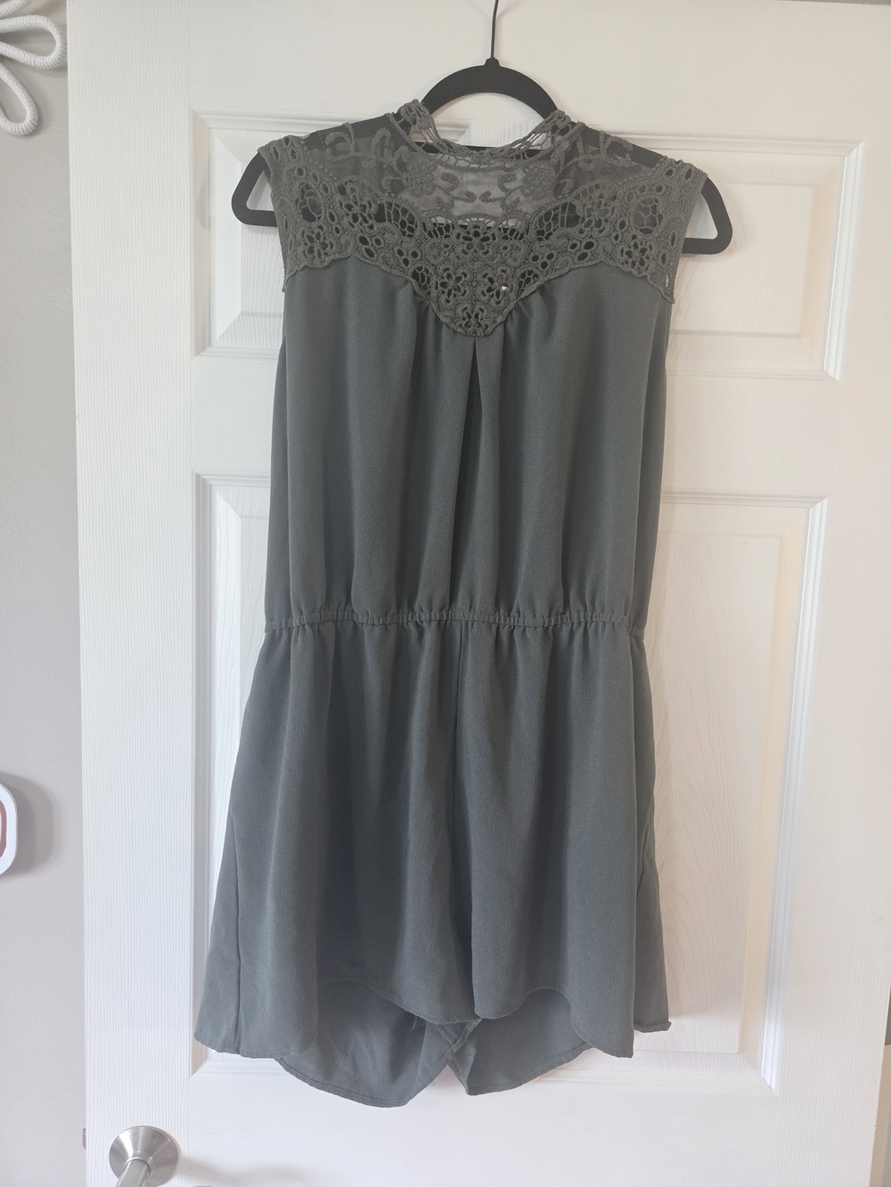 Xhilaration Sleeveless Crochet Romper in Olive Xxl